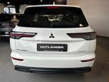Mitsubishi Outlander 2.4 PHEV 100 kW S-AWC Basis LED/Navi/K - Mitsubishi: L100