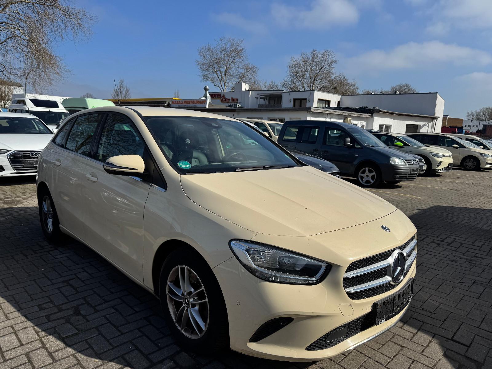 Mercedes-Benz B 200 B B 200 d