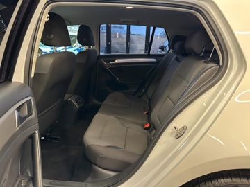 MYAUTOCENTER – Gebraucht- und Jahreswagen mit Werkstattservice in Pfaffenhofen Volkswagen Golf VII Lim. Comfortline BMT