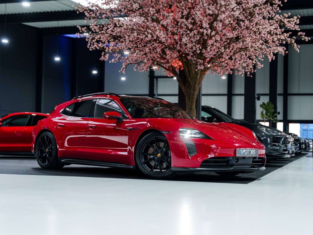 Porsche Taycan GTS Sport Turismo - 93.4 Kwh - Achterasbe