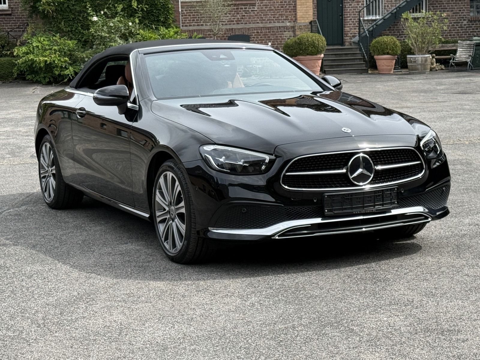 Mercedes-Benz E 300 d 4Matic Cabrio AVANTGARDE PAKET KAMERA CO foto 15