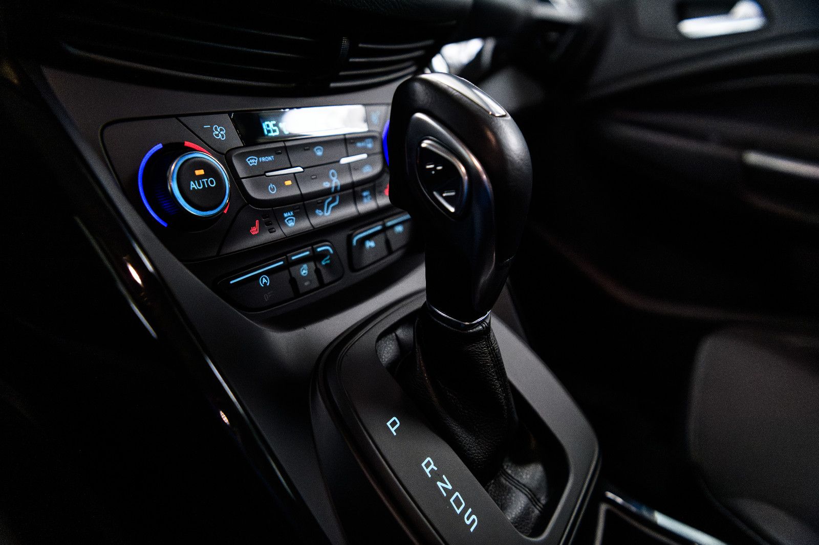 Fahrzeugabbildung Ford Kuga Titanium 260,- ohne Anzahlung