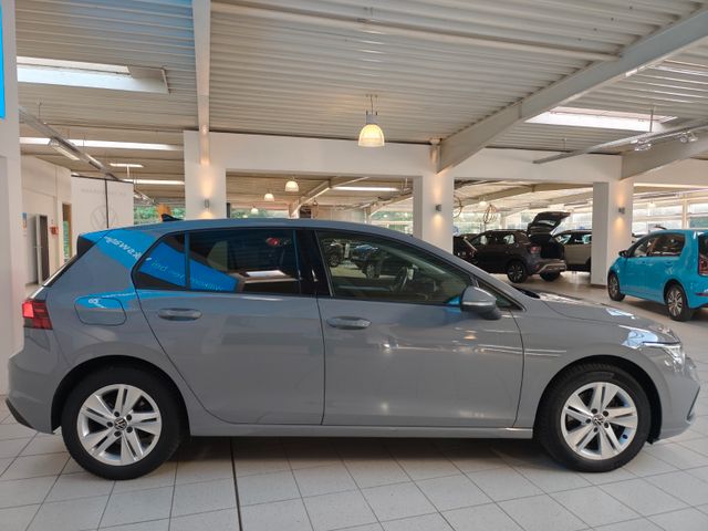 Golf VIII Lim. 2.0 TDI DSG *Navi*ACC*SH*LH*App*