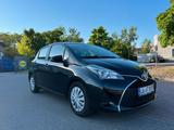 Toyota Yaris 2015 euro 6 tüv 11/2026 Serv... - Toyota: E11