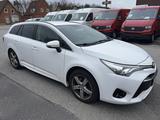 Toyota Avensis Touring Sports Comfort - Toyota Avensis: Comfort