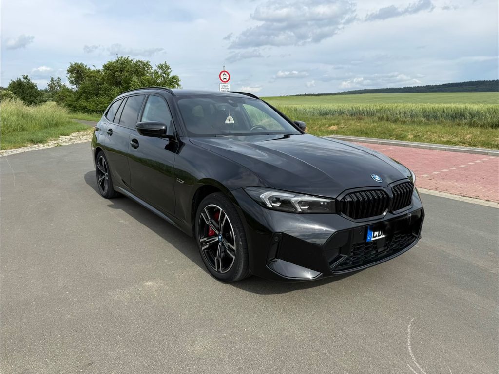 Image of BMW 330
