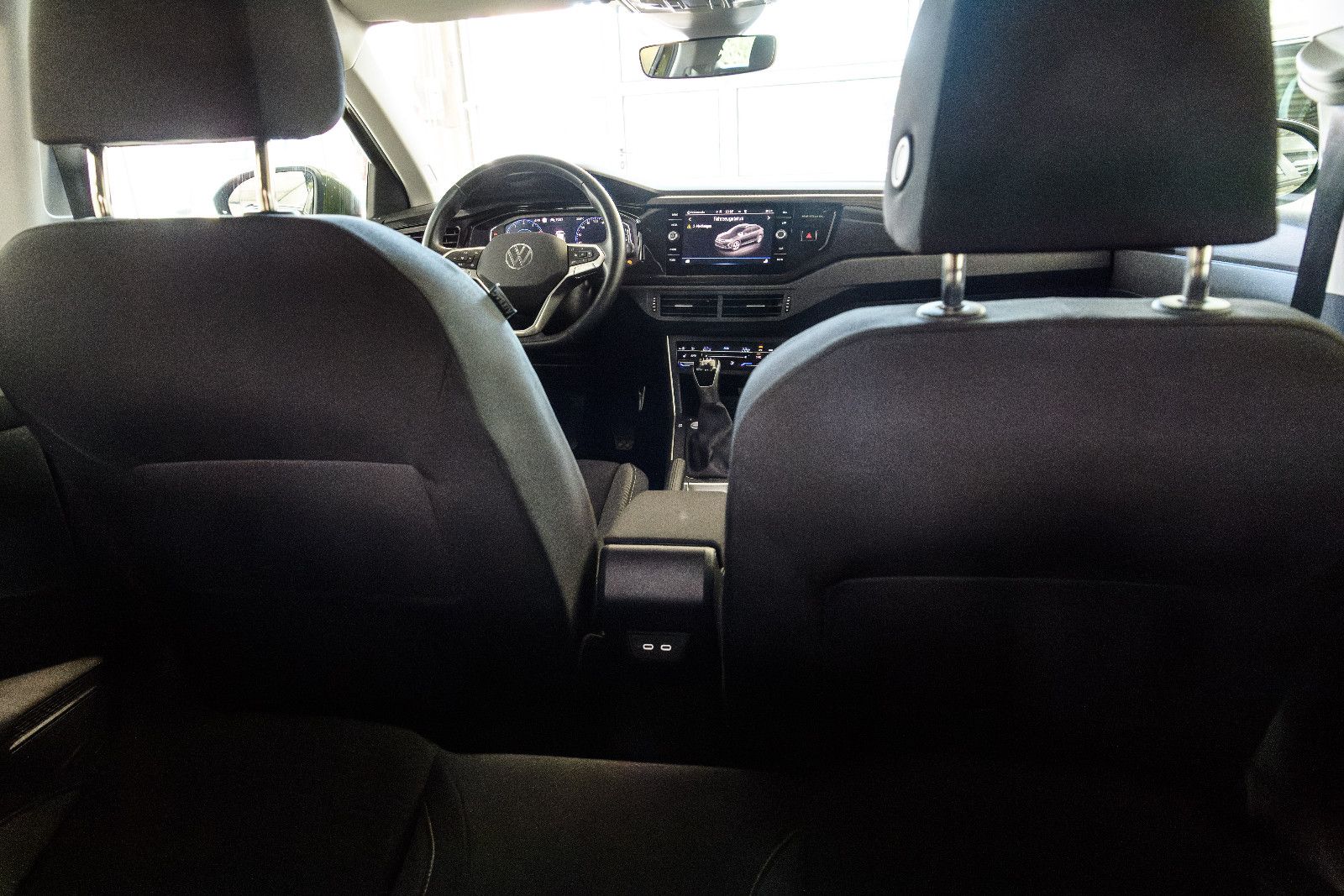 Fahrzeugabbildung Volkswagen Taigo Life+LED+KAMERA+SHZ+GJR+DIGIT.TACHO+ACC+IQ
