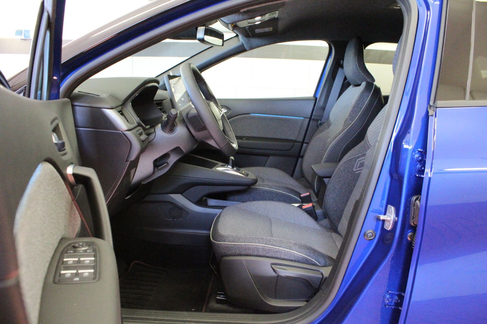 Fahrzeugabbildung Renault Captur Full Hybrid E-Tech 160 Techno *Winterp.*