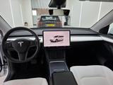 Tesla Model Y Standard RWD Plus 351pk 95% SoH [ Weiß L - Tesla Model Y: Rwd
