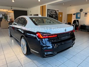 BMW 750 - 9