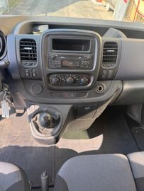 Opel Vivaro - 9