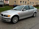 BMW 325i (E46) Limousine Automatik | 6-Zyl... - BMW 325 aus 2001: 325i