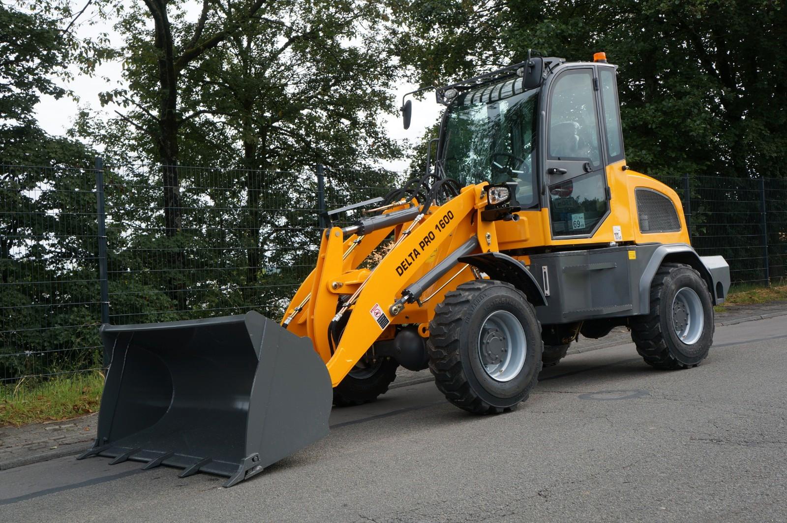 Andere Delta Pro 1600 mit Euro-Aufnahme