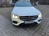 Mercedes-Benz E 220 d 4MATIC T Autom. - - Mercedes-Benz E 220 Gebrauchtwagen in Augsburg