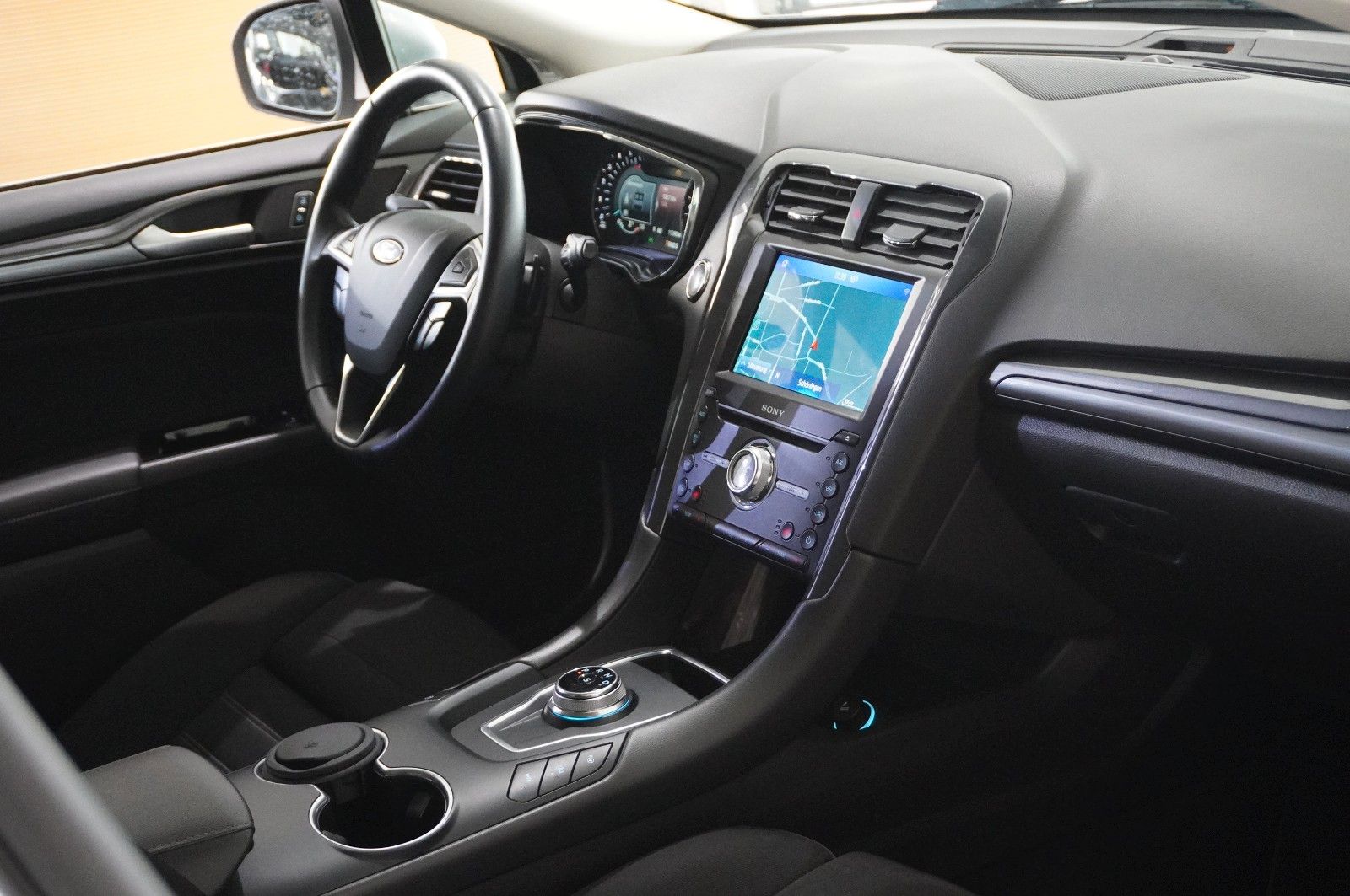 Fahrzeugabbildung Ford Mondeo Turnier 2.0D TITANIUM NAVI/LED/KAMERA/AHK