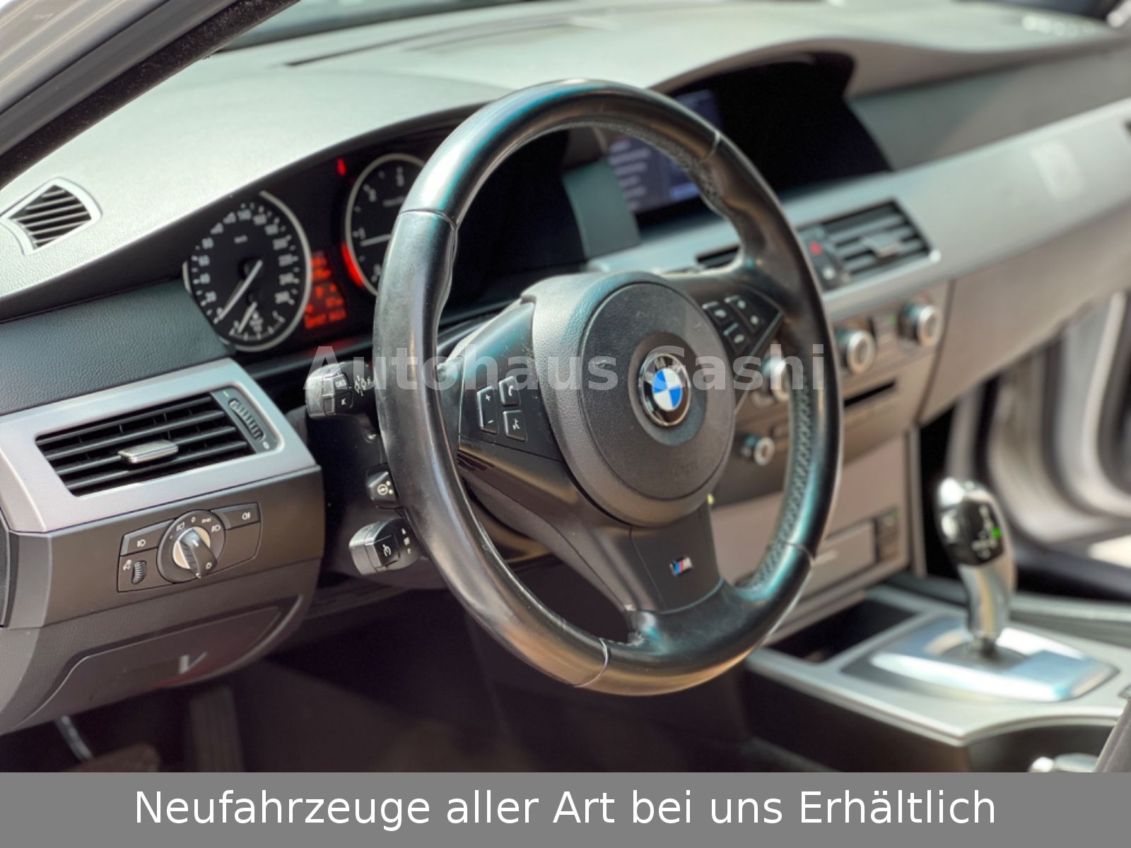Fahrzeugabbildung BMW 520d Touring M-Paket Sport*Automatik*Leder*AHK*