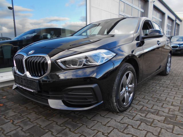 BMW 118iA 30`KM -NAVI-LED-SITZHEIZUNG-DAB-CARPLAY-