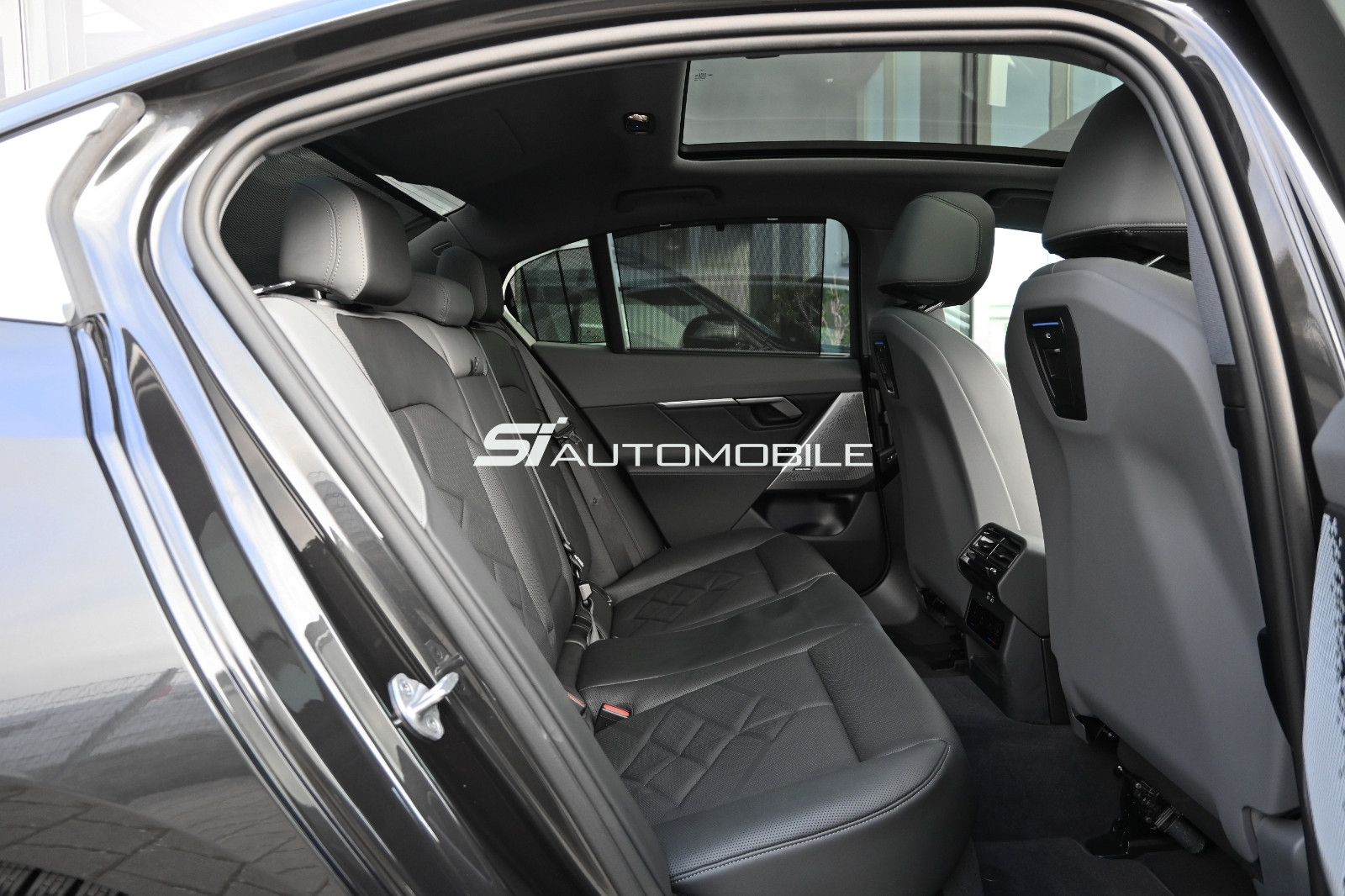 Fahrzeugabbildung BMW 550e xDr. °UVP 105.960€°AD.M-FAHRW.PROF°MERINO°