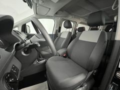 VW Caddy Maxi / 7-SITZE / NUR 106.tKM / 1.HD / DSG VW Caddy Maxi / 7-SITZE / NUR 106.tKM / 1.HD / DSG