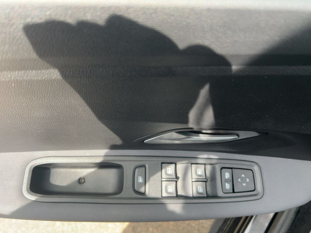 Fahrzeugabbildung Dacia Jogger Extreme+ TCe 110 7-Sitzer
