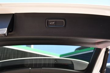 Volvo XC90 - 8