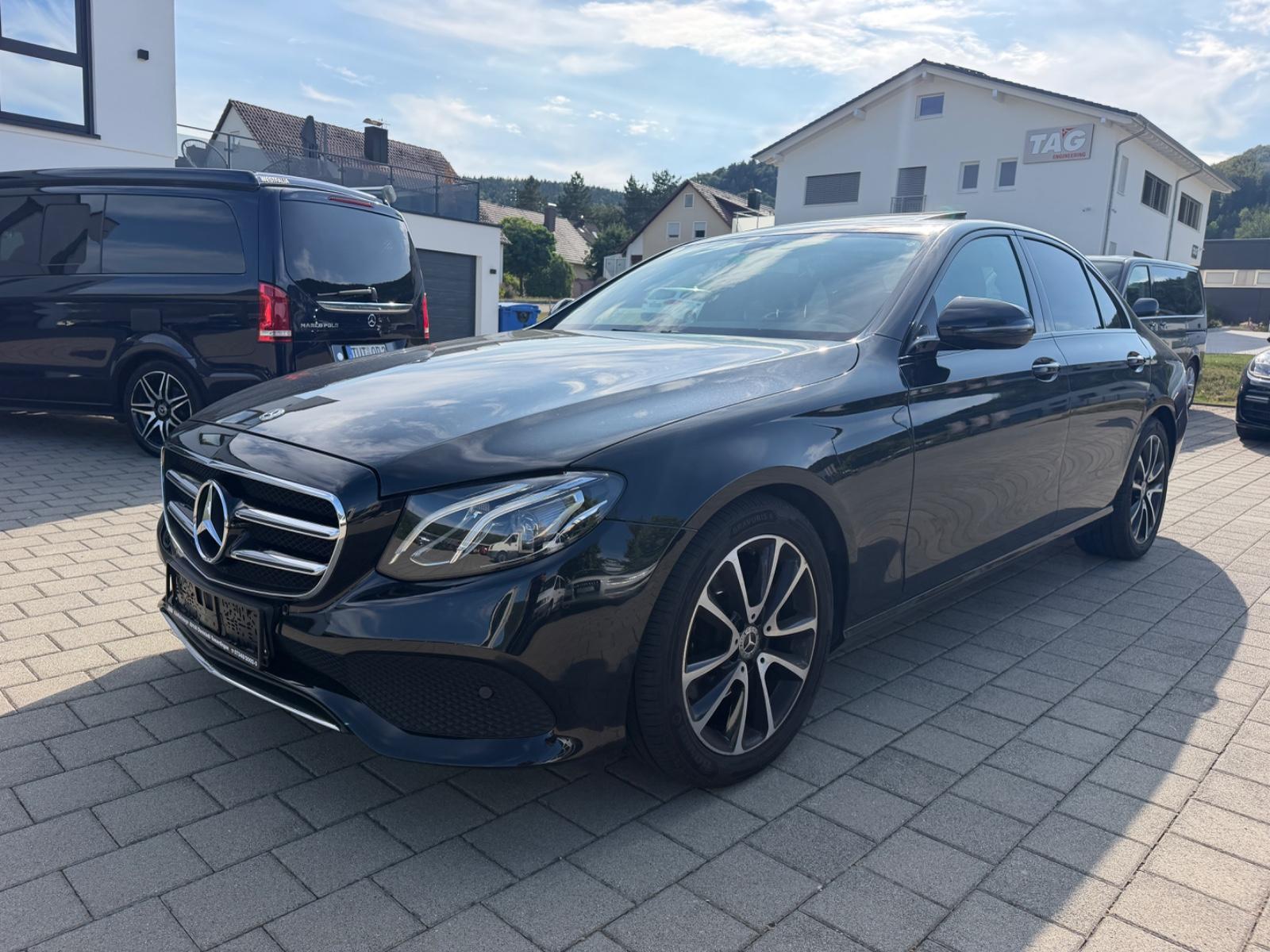 Mercedes-Benz E 220d Avantgarde/SHD/Ambiente/Night/LED