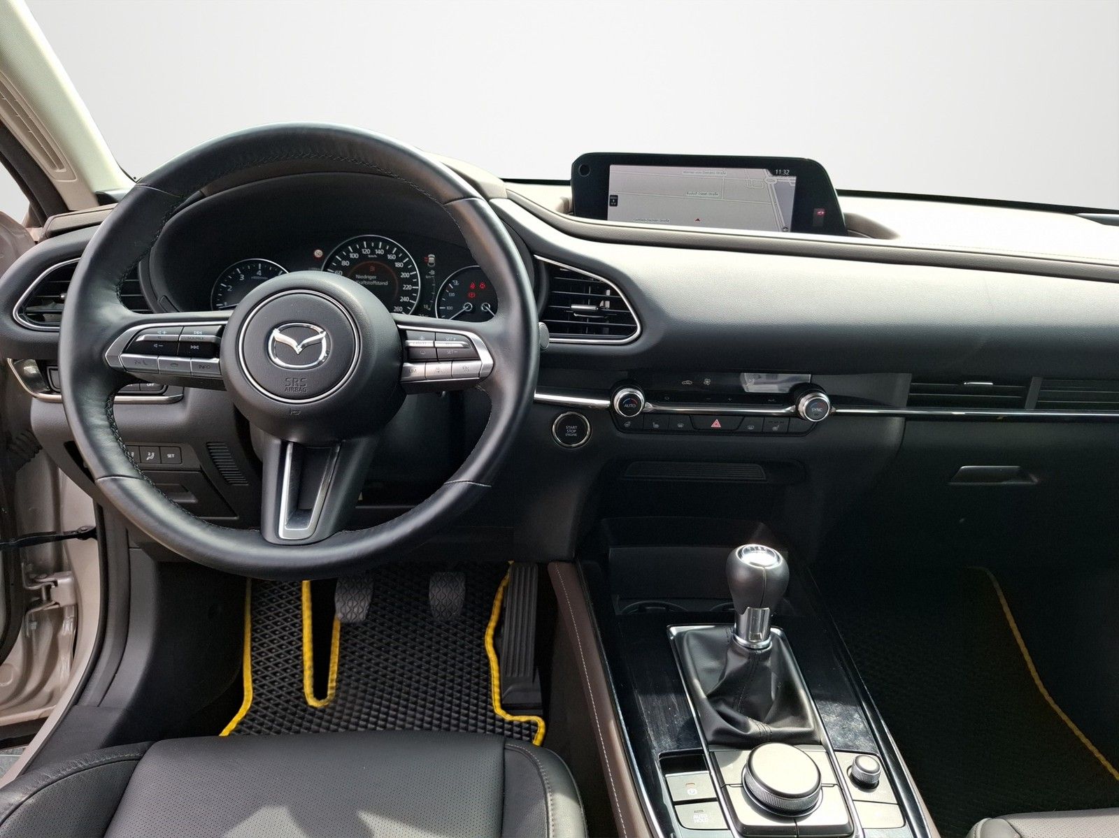 MAZDA CX-30 Selection 2.0 AWD / MATRIX / LEDER / BOSE - Image 10
