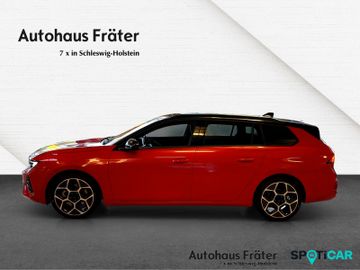 Fotografie des Opel Astra ST Ultimate AT AHK Head-Up Schiebedach