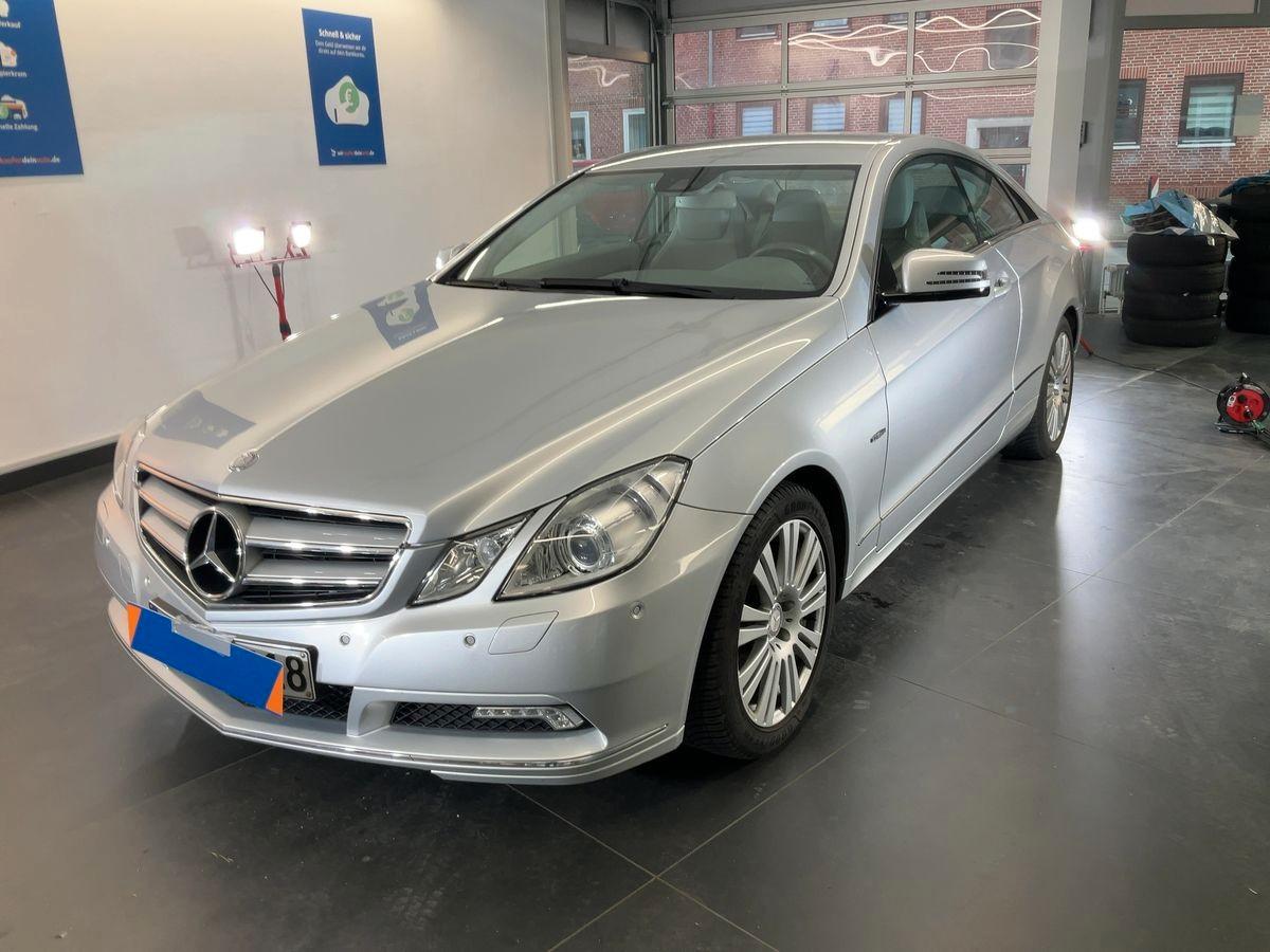 Mercedes-Benz E 250 E Coupe E 250 CGI BlueEfficiency