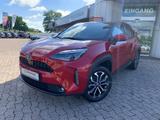 Toyota Yaris Cross Hybrid FWD Team Deutschland - rote Toyota Yaris Cross