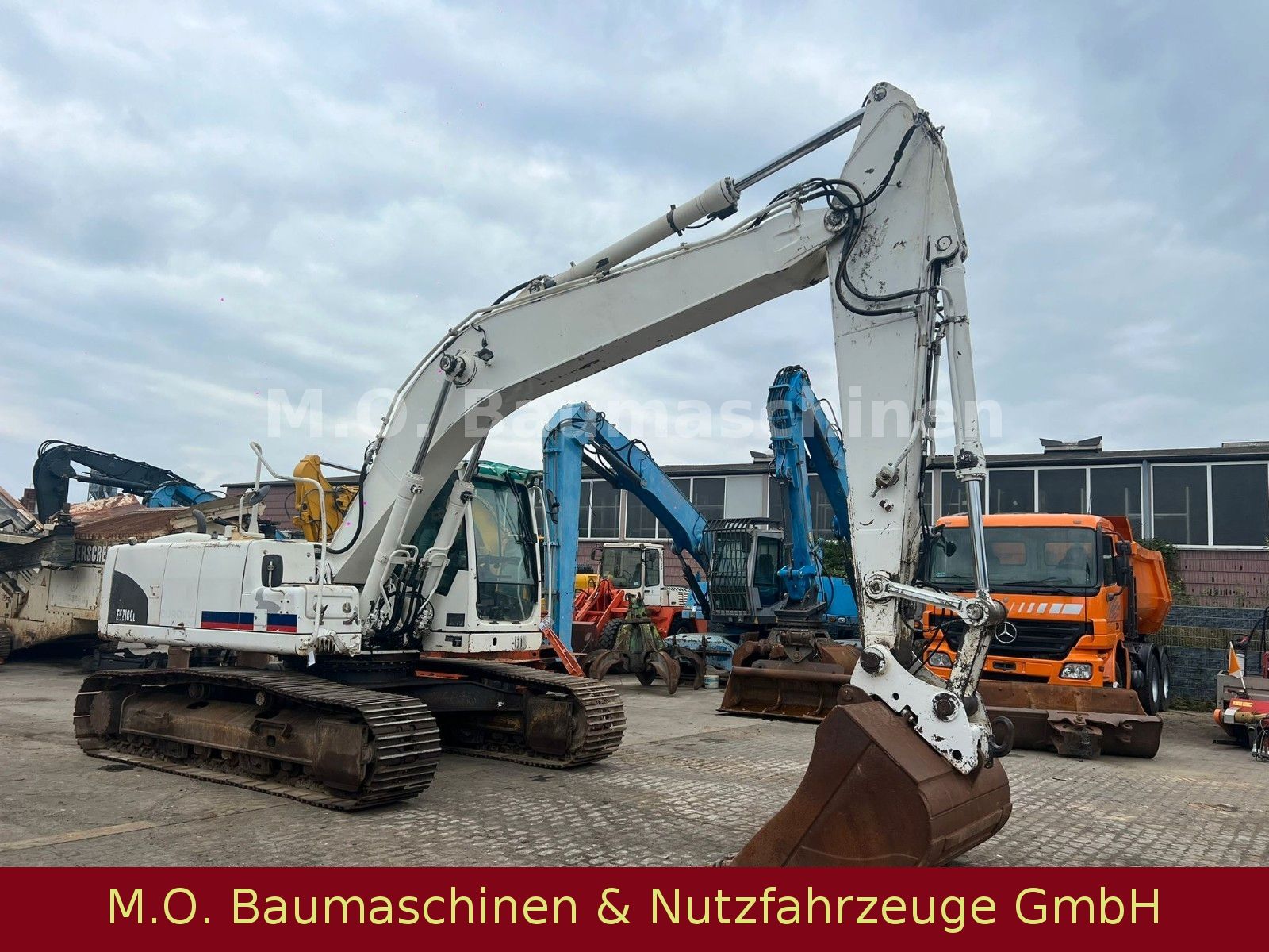 Fahrzeugabbildung Volvo EC210 LC / SW / AC / Hammerline /