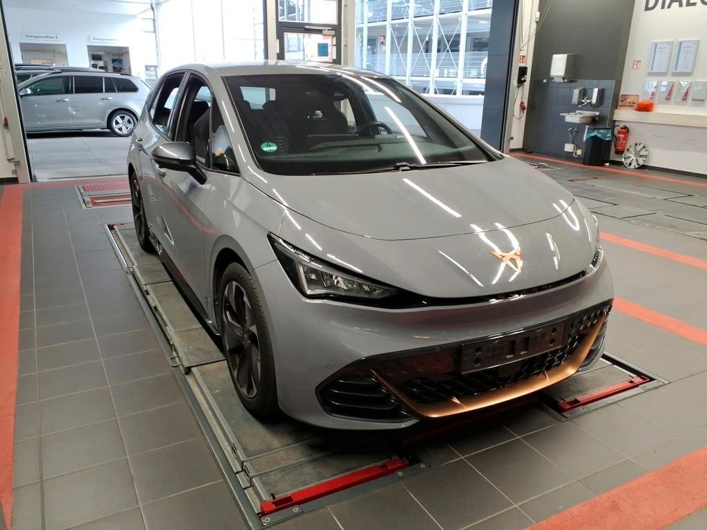 Cupra Born 150 kW *PDC*KEYLESS*LED*KLIMA* imagem 2