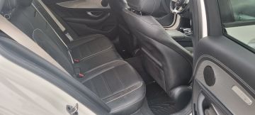 Bild 13 Mercedes-Benz E 63 AMG S 4Matic T-Modell PanoNight-Paket