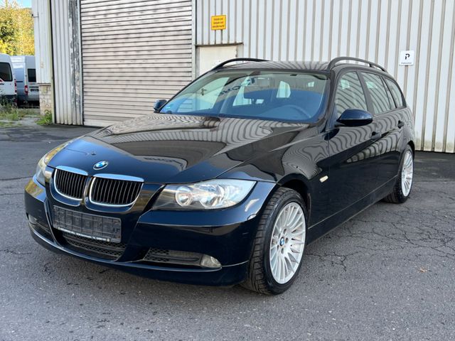 BMW 320 Baureihe 3 Touring 320d *PANORAMA*