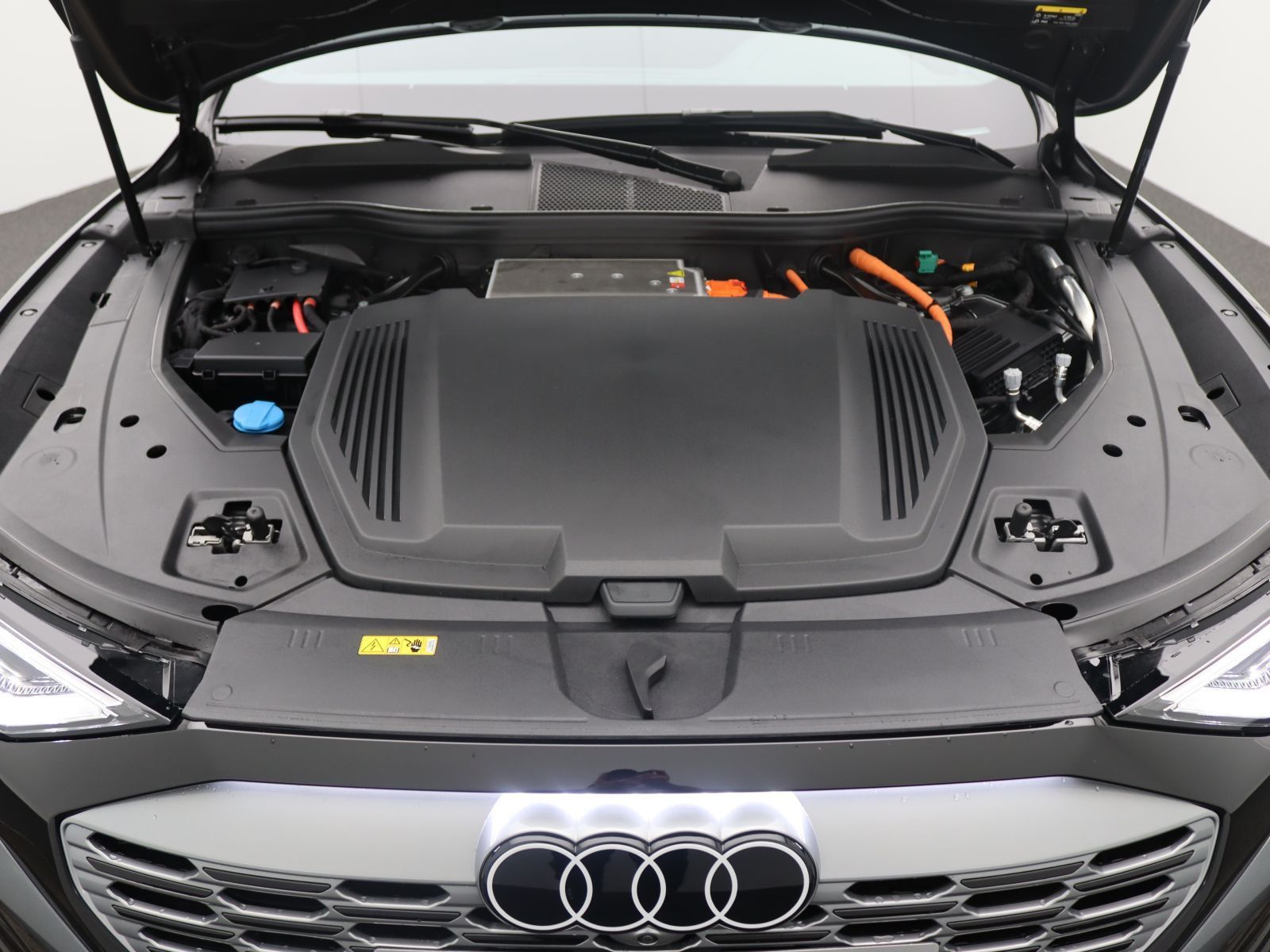 Audi Q8 e-tron - Bild 18