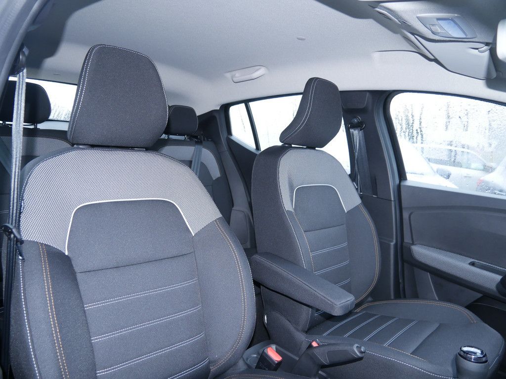 Fahrzeugabbildung Dacia Sandero Stepway Expression TCe 90