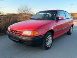 Opel Astra F Automatik TÜV NEU - gebrauchte Opel Astra aus dem Jahr 1994