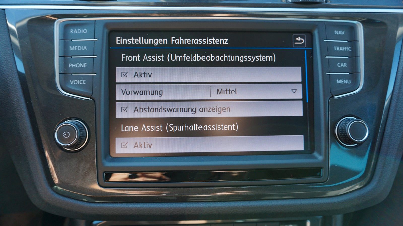 Fahrzeugabbildung Volkswagen Tiguan Comfortline BMT, LED,Navi,PDC, AHK el.