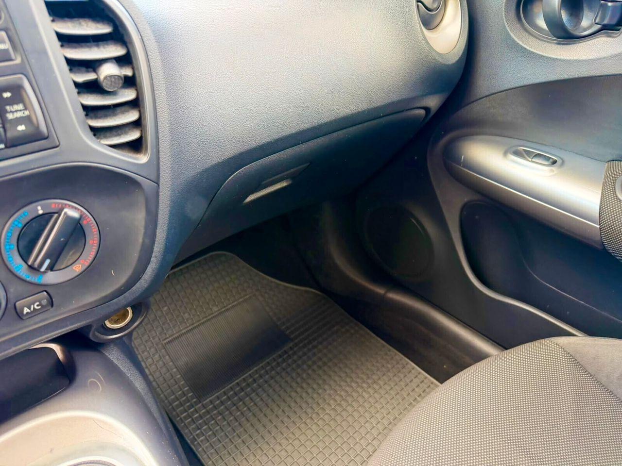 Nissan Juke 2011 — photo 13