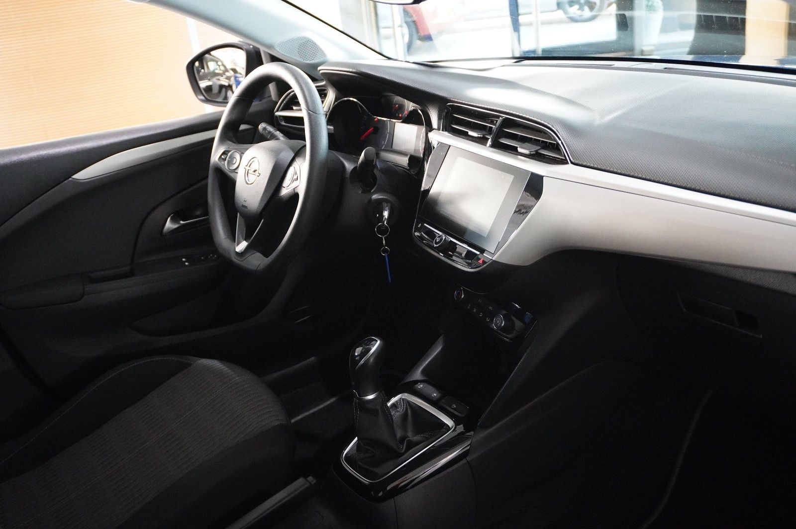 Fahrzeugabbildung Opel Corsa F 1.2 EDITION NAVI/KAMERA/TEMP./PDC/DAB+