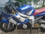Yamaha Yzf-r6 rj03 - YAMAHA 2002 R6