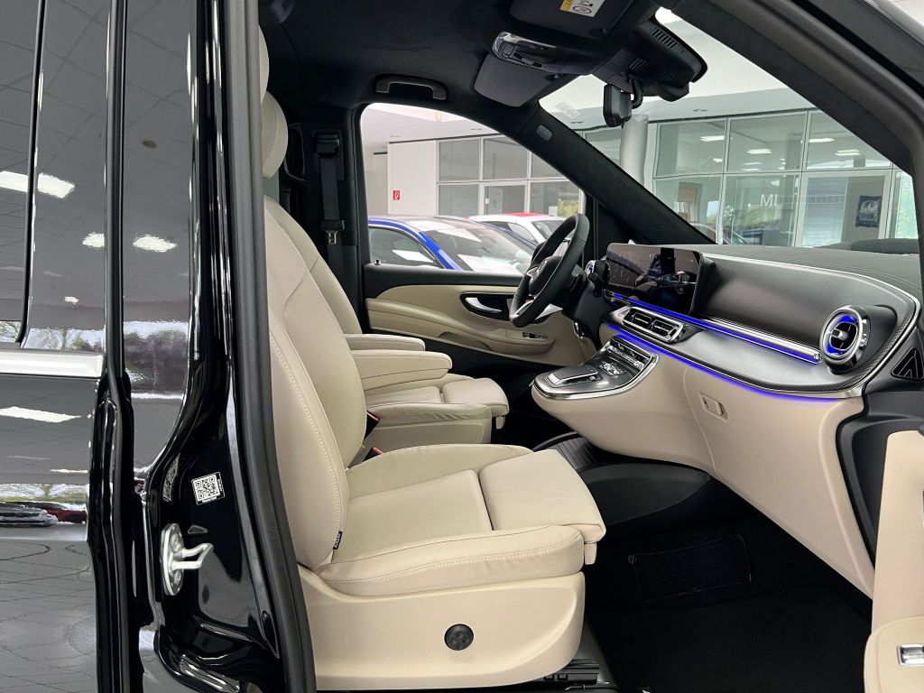 Mercedes-Benz V 300 d 4M Excl. lang*AMG*Luxury*Airm*Pano*360°