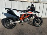 KTM 690 SMC R - KTM 690 SM