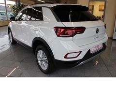 Fahrzeugabbildung Volkswagen T-Roc Life,Top-Ausstattung,Top-Zustand