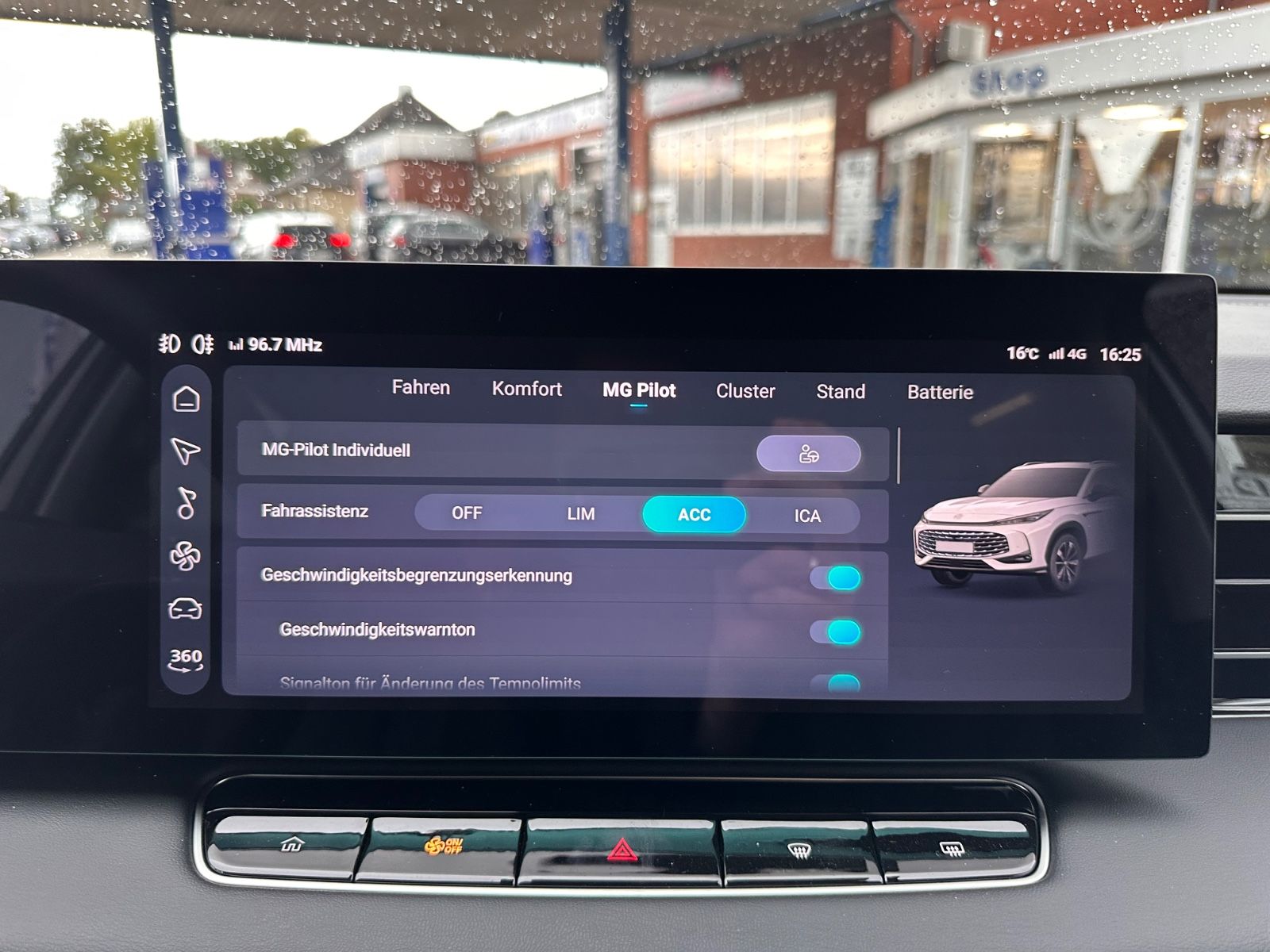 Fahrzeugabbildung MG HS 1.5 Luxury Hybrid APP/Navi/Kamera/Totwinkel
