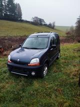 Renault Kangoo Allrad - Renault Kangoo aus 2002 mit Diesel-Antrieb