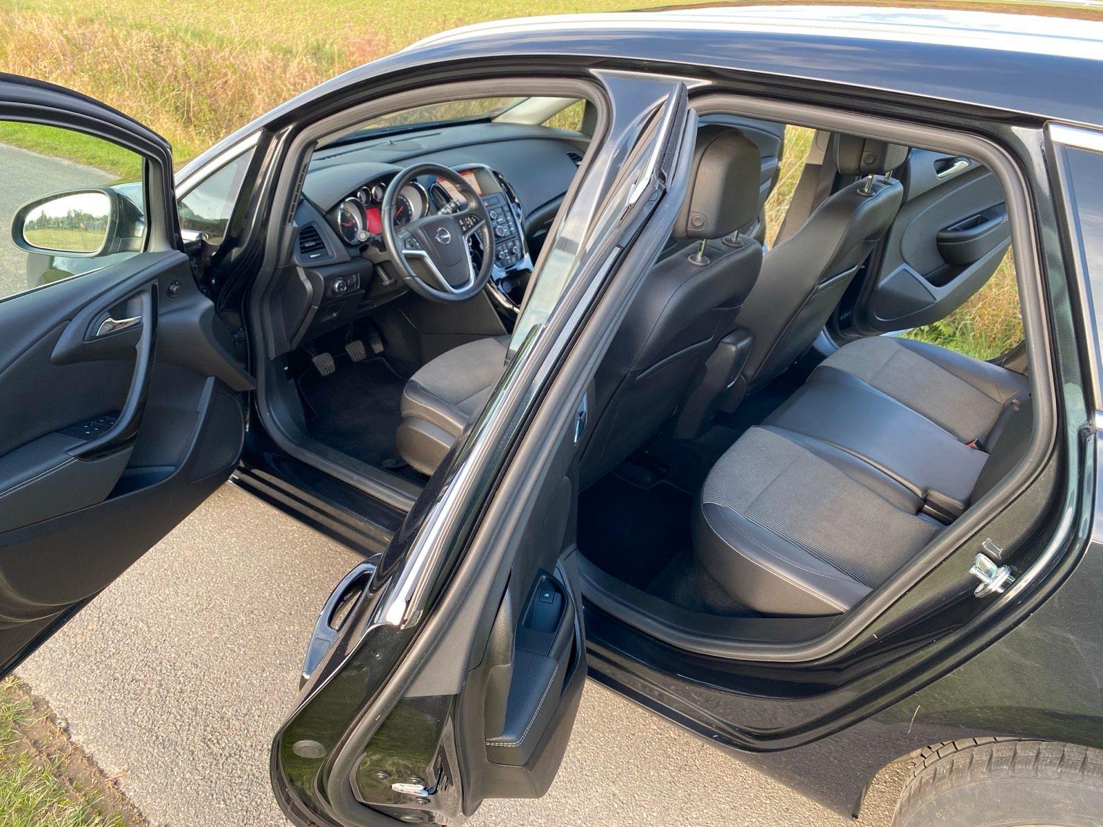 Opel Astra 2015 — photo 6