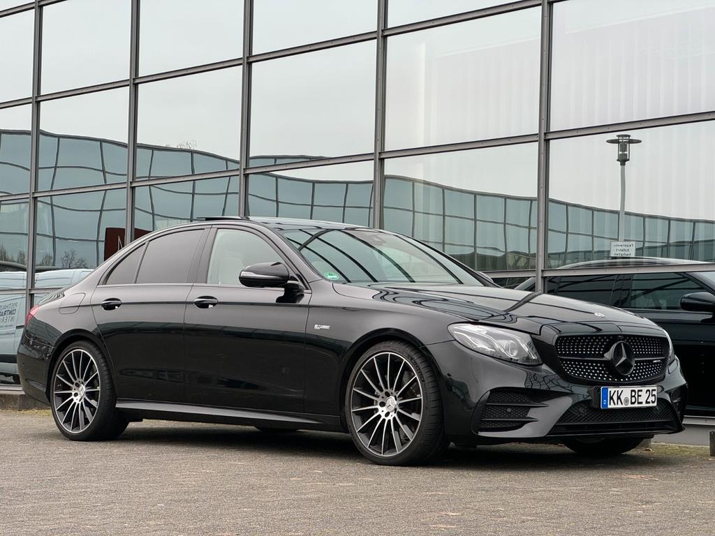Mercedes-Benz E 43 AMG