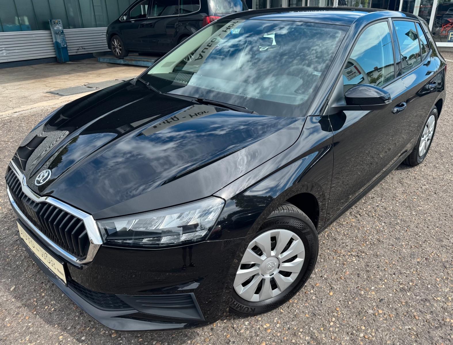 Skoda Fabia 1.0 TSI Active /REARC./SMART-LINK/LED