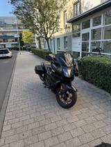 BMW K1600b - Motorräder in Wiesbaden